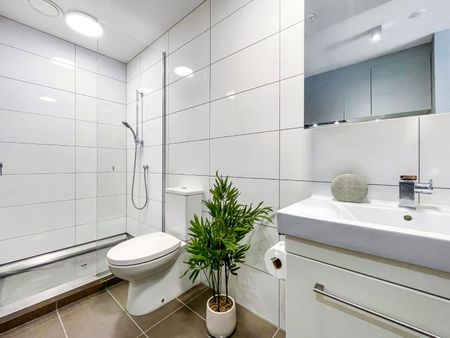 ***Welcome to apartment W401A in Revolucion Apartments.*** - Photo 4