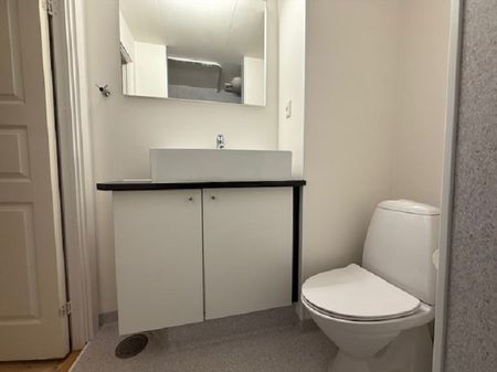 Skøn 3-værelses lejlighed i hjertet af Odense centrum. - Foto 3