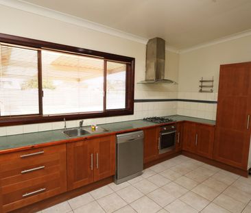 162 Newton Street, 2880, Broken Hill Nsw - Photo 6