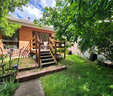 Flemington - Photo 4