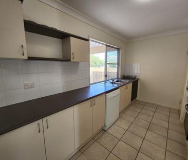 Charming Family Home in the Heart of Kirwan - Photo 3