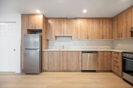 Unit 404: Entire unit - Photo 4