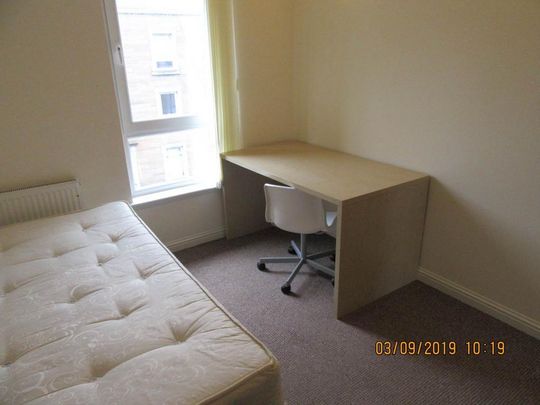 4 bedroom house to rent - Photo 1
