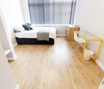 6 bedroom flat to rent - Photo 5