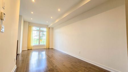 For Lease - 32 Harvest Field Road, Markham, Ontario - Photo 5