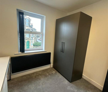 2 bedroom private hall to rent - Photo 1