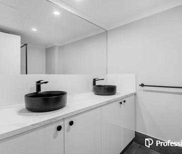 Newly Renovated 3-Bedroom 2-Bathroom apartment in East Perth! - Photo 6