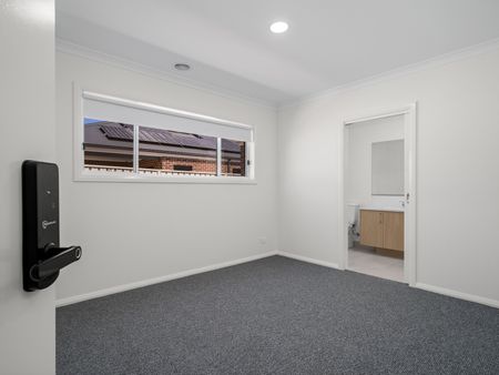 17 Harkin Avenue, Wodonga - Photo 3