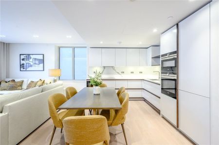 A newly built 3 bedroom apartment available furnished or unfurnished. The building has a plethora of amenities including a cinema, 24 hour concierge, swimming pool and gym. - Photo 3