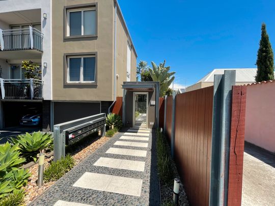 11/10 Fitzroy Street, Geelong - Photo 1