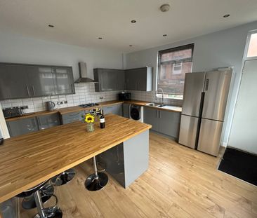 6 bedroom house to rent - Photo 4