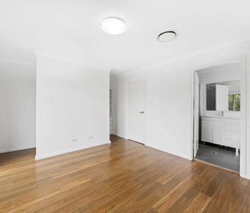 Fully Renovated Home - Photo 2