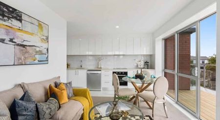 Show Flat Room With a View! - Photo 5