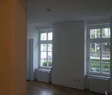 Erdgeschoss-Wohnung mit Garten und Einbauküche, Nähe Rhein - Photo 4