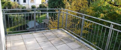 01326 Dresden - Loschwitz , Schevenstraße - Photo 1