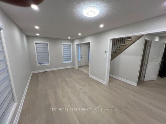 For Lease - 3036 Abernathy Way, Oakville, Ontario - Photo 1