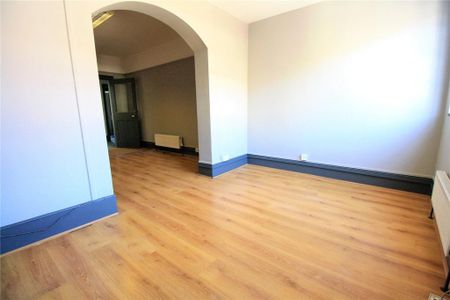 Property to rent - Photo 5