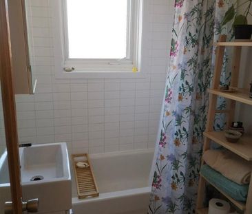 3 1⁄2 À LOUER - ROSEMONT - LUMINEUX et RÉNOVÉ – METRO IBERVILLE - É... - Photo 4