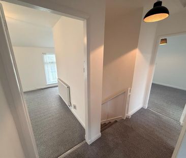 3 bedroom terraced house to rent - Photo 5