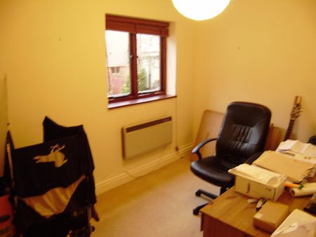 The Beeches, Bury St Edmunds - Photo 4