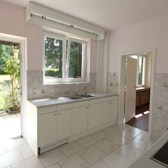 Villa te huur in Wezembeek-Oppem voor € 2.850 met 4 slaapkamers - Foto 1