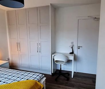 Phibsborough Road, Dublin - Photo 3