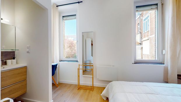 VIRGINIE GHESQUIERE Colocation 5 chambres à Lille - Photo 1