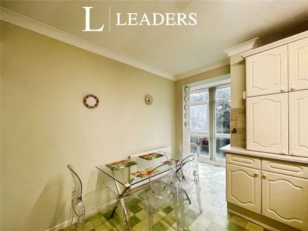 apartment to rent Christchurch Road, Bournemouth, Dorset, BH1 - Photo 3