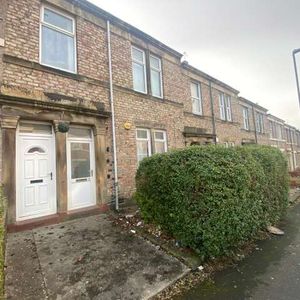 2 bed terraced house to rent in Shipcote Terrace, Gateshead,NE8 - Photo 2