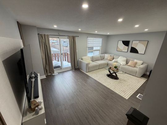 For Lease - 7001 Casey Street Unit# 41, Niagara Falls, Ontario - Photo 1