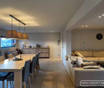 Stijlvol ingericht appartement te huur nabij centrum Anzegem - Photo 2