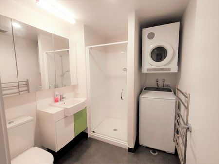 The Orange - Photo 3