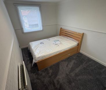 2 bedroom flat to rent - Photo 6