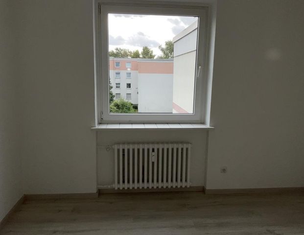 Mittendrin statt nur dabei. Mit neuen Bad und PVC Bodenbelag. - Photo 1