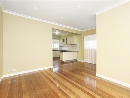 Corner Block Gem in a Prime Altona Location - Photo 3