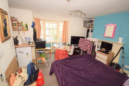 Studio to rent - Photo 5