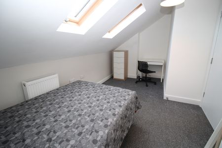 32 Foster Street - Photo 5