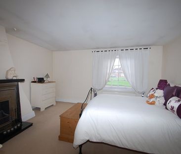 Gold Hill East, Chalfont St. Peter, Buckinghamshire,SL9 - Photo 3