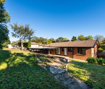 33 Buggy Crescent, McKellar ACT 2617 - House For Rent | Domain - Photo 1