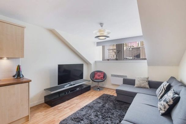 16 South Frederick Street, Merchant C... - Photo 1
