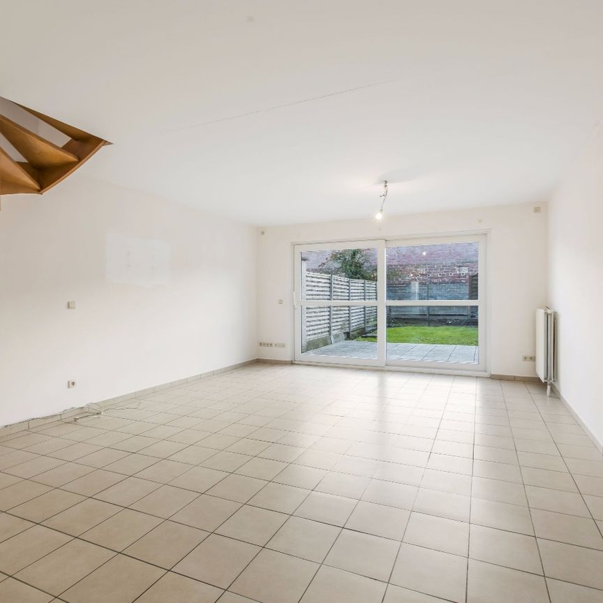Instapklare woning met 3 slaapkamers en tuin in Dentergem - Photo 1