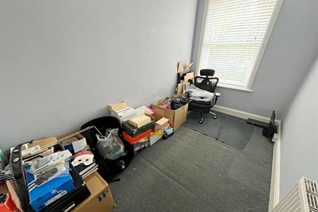 2 bedroom maisonette to rent - Photo 2