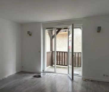 Location Appartement 3 pièces 50m² LE PORTEL 62480 - Photo 5