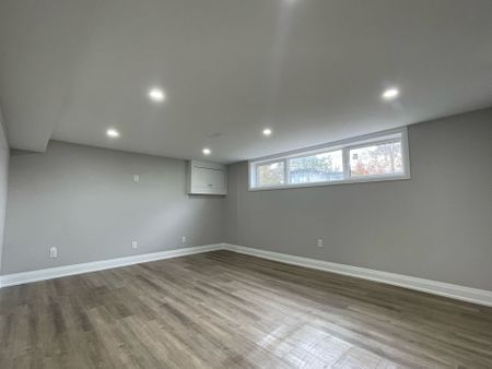 For Lease - 22 Decarie Circle Unit# Basement Apartment, Toronto, Ontario - Photo 2