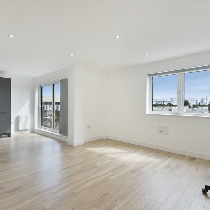 Windmill Lane, Hanwell - Photo 1