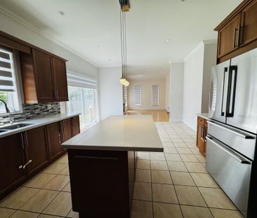 For Lease - 3 Tarmack Drive, Richmond Hill, Ontario - Photo 6