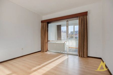 GEZELLIG APPARTEMENT MET UITSTEKENDE LIGGING TE DIEST! - Foto 2