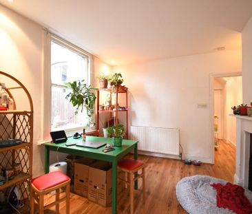 2 bedroom ground floor maisonette to rent - Photo 2