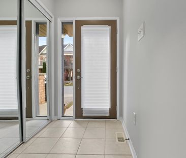 For Lease - 110 Expedition Crescent, Whitchurch-Stouffville, Ontario - Photo 4