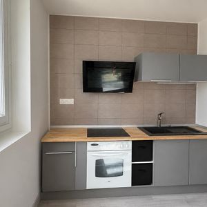 Appartement T2 SAINT SYMPHORIEN SUR COISE à louer - Photo 3